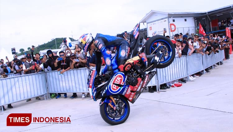 Tampil Dominan, Toprak Razgatlioglu Menangi Race Pertama WSBK Mandalika 2022